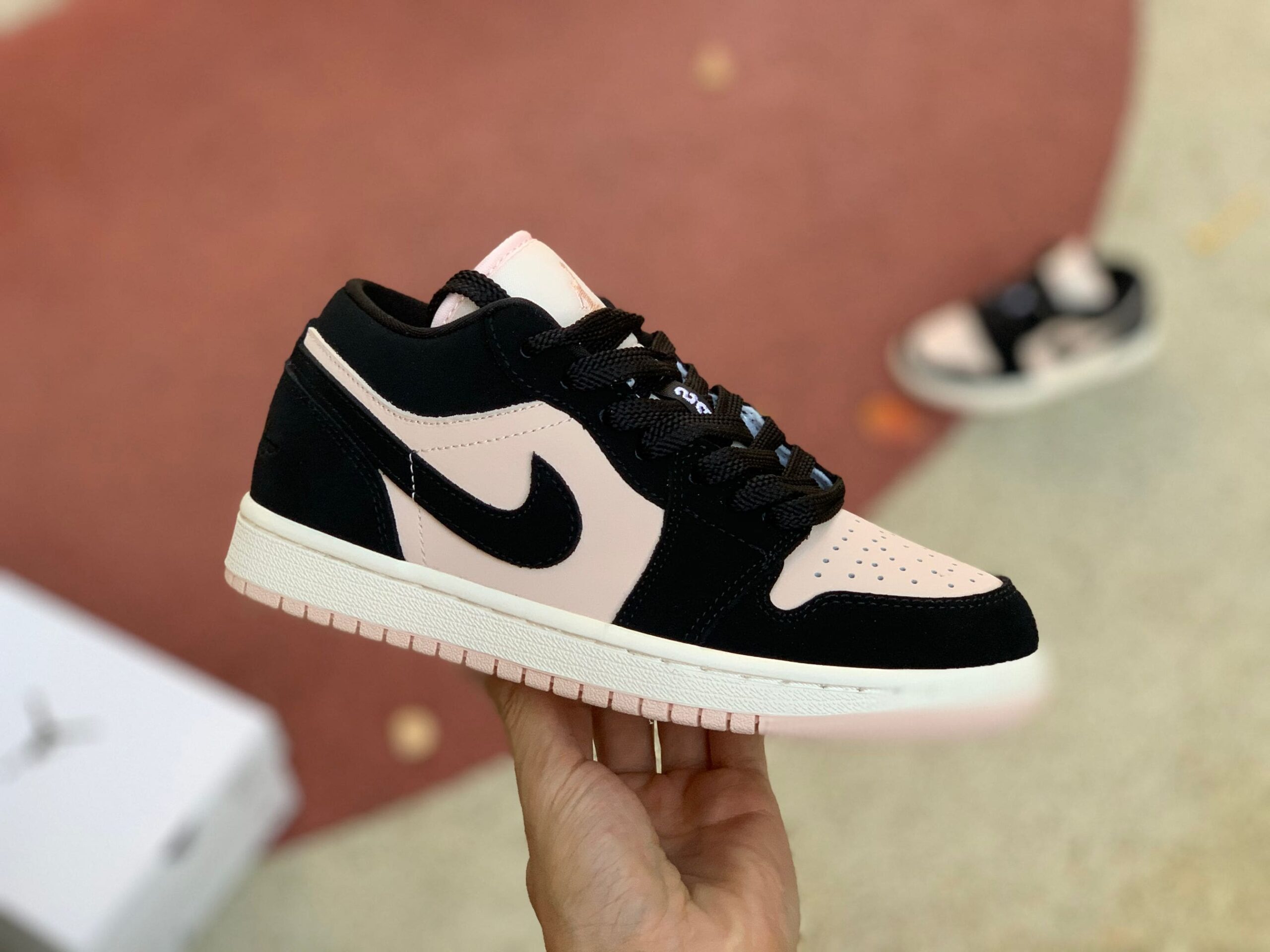 AJ 1 LOW GUAVA ICE DC0774003 – Site gốc